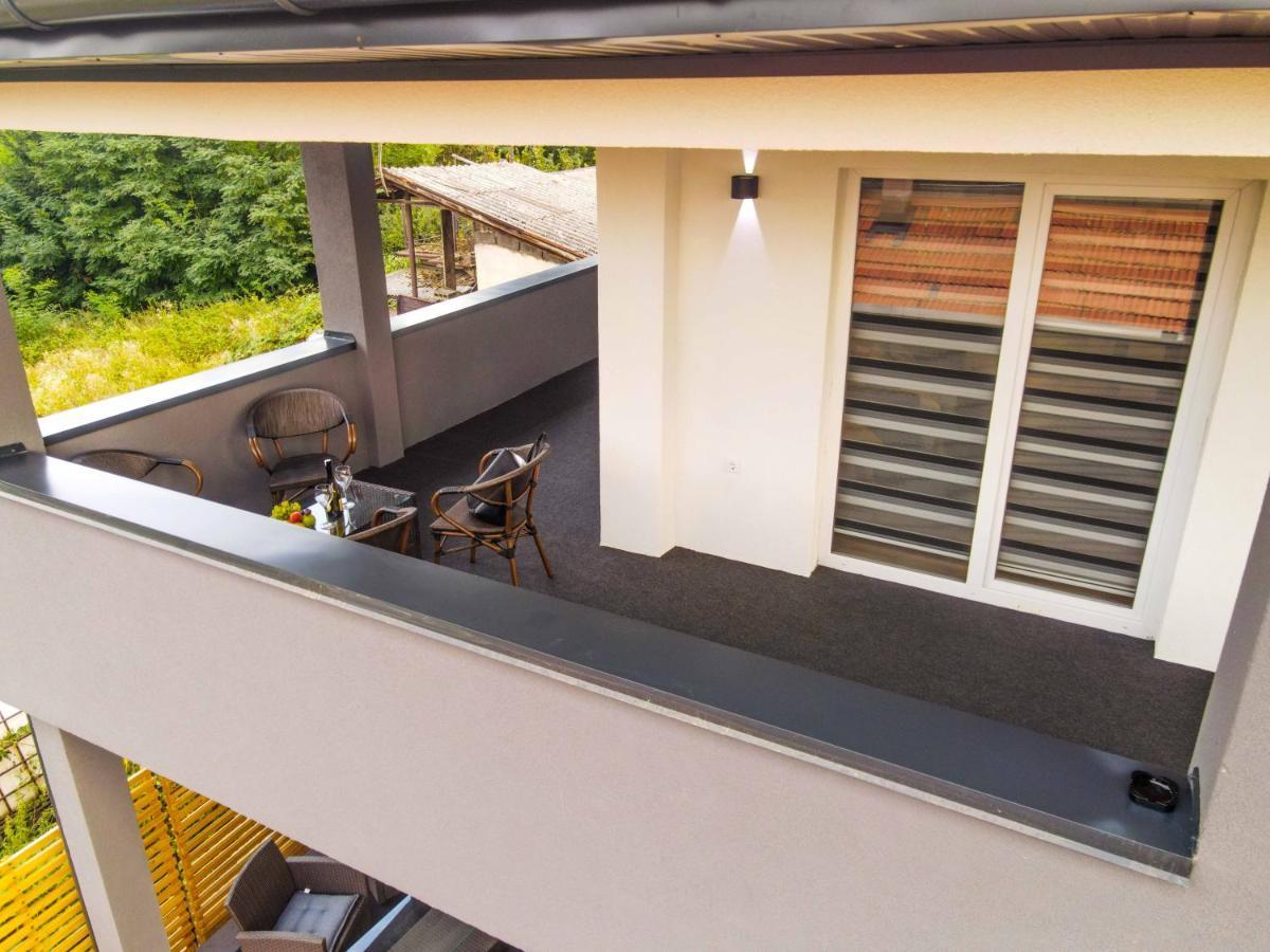 Ammirevole Ravne Apartments Високо Екстериор снимка