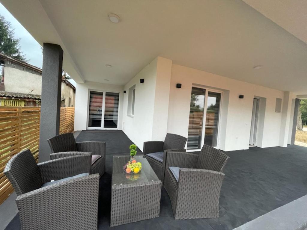 Ammirevole Ravne Apartments Високо Екстериор снимка